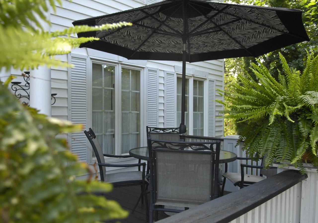 Butler Creek House Bed & Breakfast Niagara-on-the-Lake ภายนอก รูปภาพ