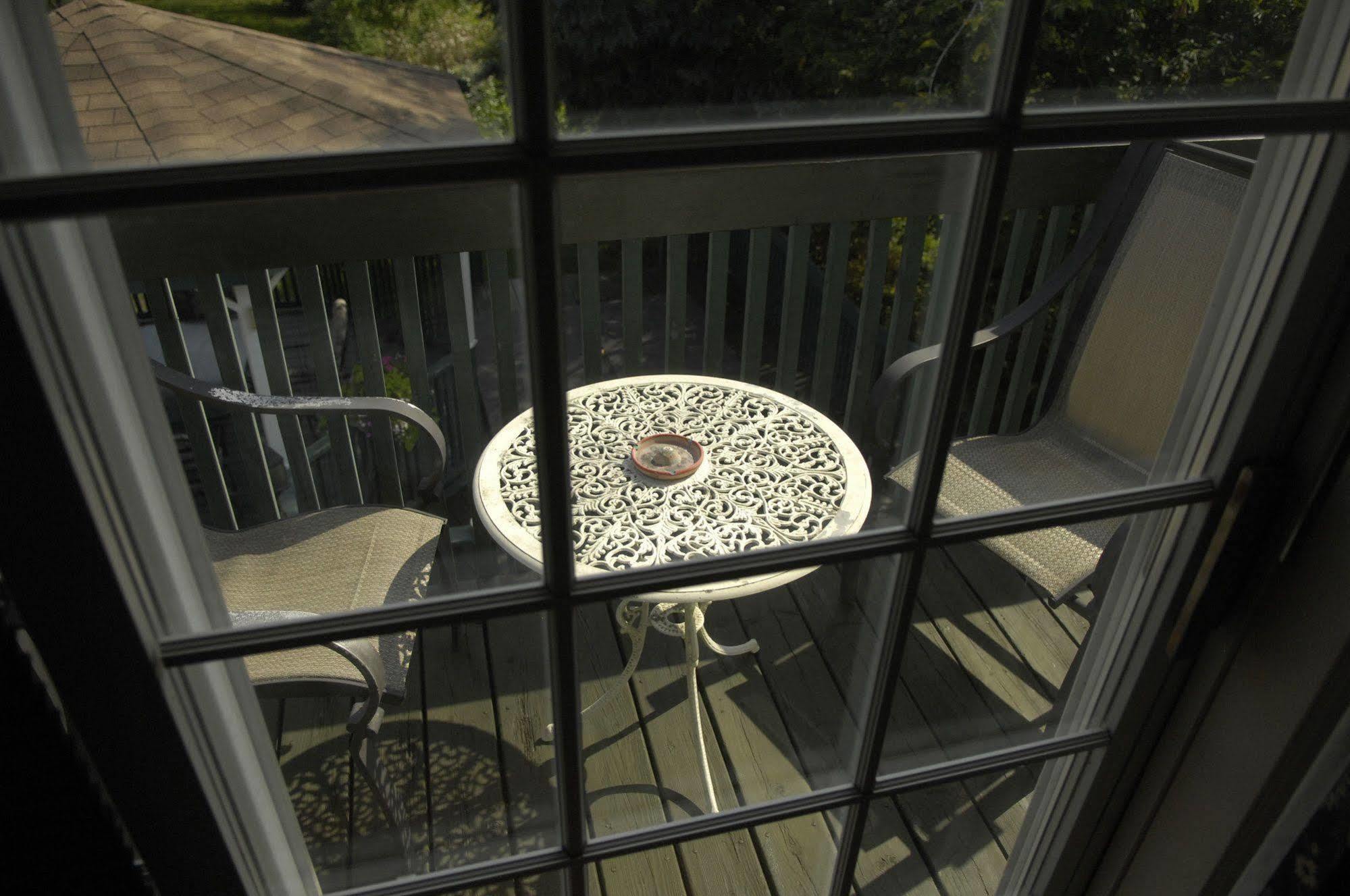 Butler Creek House Bed & Breakfast Niagara-on-the-Lake ภายนอก รูปภาพ